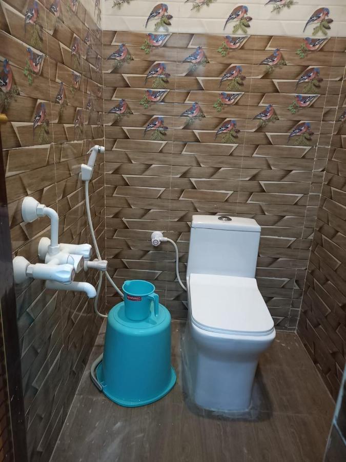 Lakshmi Paradise Lodge A/C Pollāchi エクステリア 写真